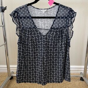 Lucky Brand Navy/White Print Top LG - EUC (124)